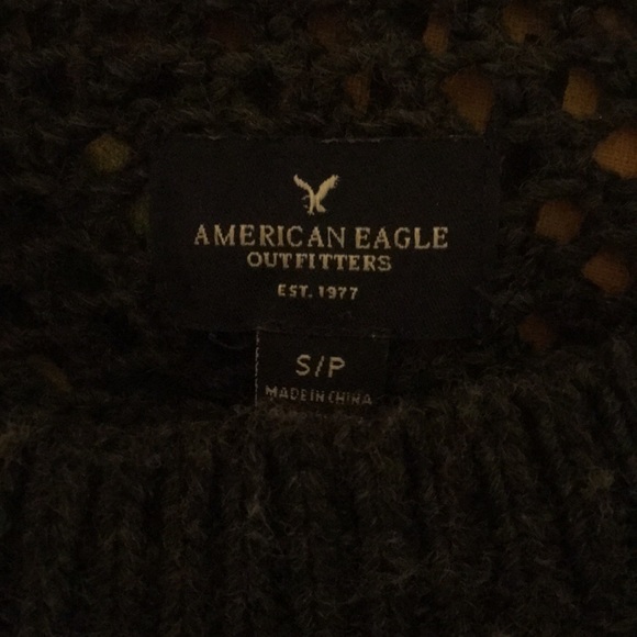 Cute AE red and dark grey knitted sweater! - Picture 3 of 3